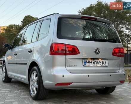 Серый Фольксваген Туран, объемом двигателя 1.4 л и пробегом 167 тыс. км за 9999 $, фото 5 на Automoto.ua
