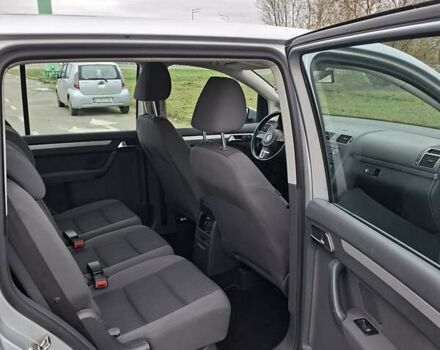 Серый Фольксваген Туран, объемом двигателя 1.39 л и пробегом 274 тыс. км за 7950 $, фото 5 на Automoto.ua