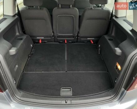 Серый Фольксваген Туран, объемом двигателя 1.4 л и пробегом 220 тыс. км за 7900 $, фото 9 на Automoto.ua