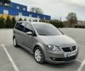 Серый Фольксваген Туран, объемом двигателя 1.98 л и пробегом 170 тыс. км за 8800 $, фото 1 на Automoto.ua