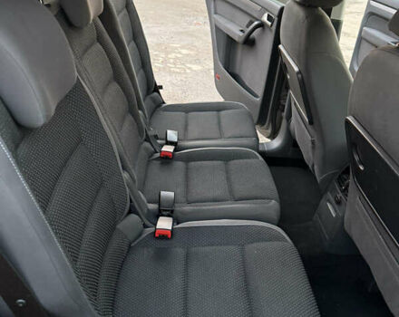 Серый Фольксваген Туран, объемом двигателя 1.4 л и пробегом 286 тыс. км за 8500 $, фото 17 на Automoto.ua