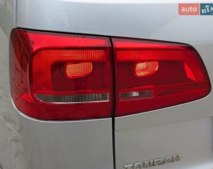 Серый Фольксваген Туран, объемом двигателя 1.4 л и пробегом 274 тыс. км за 7500 $, фото 23 на Automoto.ua