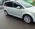 Сірий Фольксваген Туран, об'ємом двигуна 1.6 л та пробігом 250 тис. км за 8600 $, фото 17 на Automoto.ua