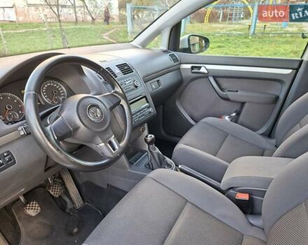 Серый Фольксваген Туран, объемом двигателя 1.39 л и пробегом 274 тыс. км за 7950 $, фото 11 на Automoto.ua