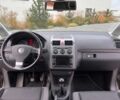Серый Фольксваген Туран, объемом двигателя 1.4 л и пробегом 137 тыс. км за 8200 $, фото 7 на Automoto.ua