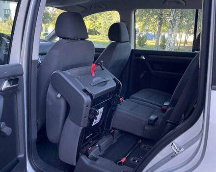 Сірий Фольксваген Туран, об'ємом двигуна 1.4 л та пробігом 173 тис. км за 7300 $, фото 27 на Automoto.ua