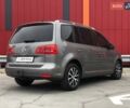 Сірий Фольксваген Туран, об'ємом двигуна 1.6 л та пробігом 265 тис. км за 9990 $, фото 7 на Automoto.ua
