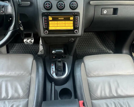 Серый Фольксваген Туран, объемом двигателя 1.97 л и пробегом 296 тыс. км за 10500 $, фото 11 на Automoto.ua