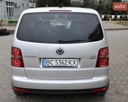 Сірий Фольксваген Туран, об'ємом двигуна 1.9 л та пробігом 172 тис. км за 6999 $, фото 9 на Automoto.ua