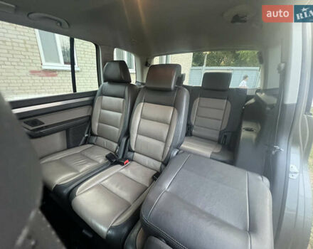 Серый Фольксваген Туран, объемом двигателя 1.97 л и пробегом 296 тыс. км за 10500 $, фото 18 на Automoto.ua