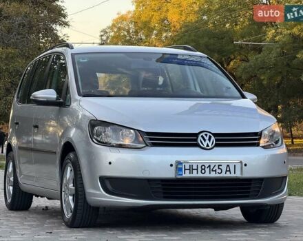 Серый Фольксваген Туран, объемом двигателя 1.4 л и пробегом 167 тыс. км за 9999 $, фото 3 на Automoto.ua