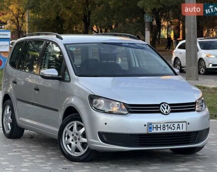 Серый Фольксваген Туран, объемом двигателя 1.4 л и пробегом 167 тыс. км за 9999 $, фото 21 на Automoto.ua