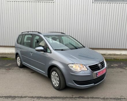 Серый Фольксваген Туран, объемом двигателя 1.4 л и пробегом 221 тыс. км за 7900 $, фото 21 на Automoto.ua