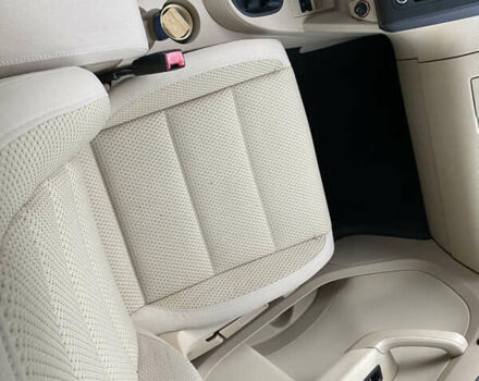 Серый Фольксваген Туран, объемом двигателя 1.39 л и пробегом 168 тыс. км за 9500 $, фото 52 на Automoto.ua