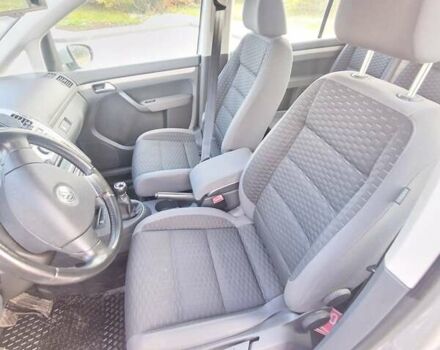 Серый Фольксваген Туран, объемом двигателя 1.4 л и пробегом 196 тыс. км за 6400 $, фото 19 на Automoto.ua