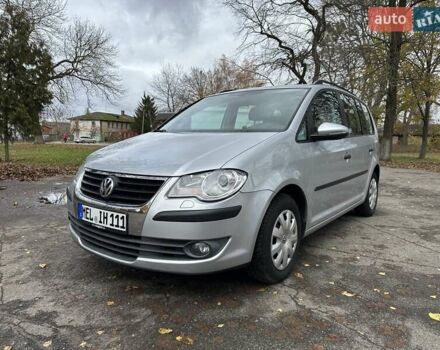 Сірий Фольксваген Туран, об'ємом двигуна 1.39 л та пробігом 216 тис. км за 8500 $, фото 4 на Automoto.ua