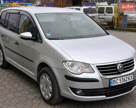 Сірий Фольксваген Туран, об'ємом двигуна 1.9 л та пробігом 172 тис. км за 6999 $, фото 5 на Automoto.ua