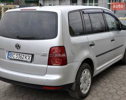 Сірий Фольксваген Туран, об'ємом двигуна 1.9 л та пробігом 172 тис. км за 6999 $, фото 7 на Automoto.ua