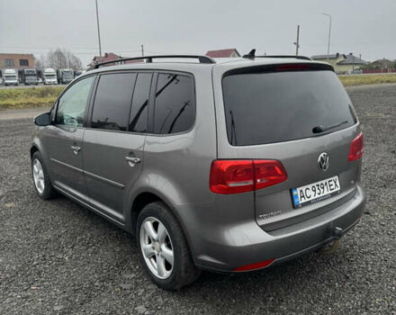 Серый Фольксваген Туран, объемом двигателя 1.6 л и пробегом 315 тыс. км за 9199 $, фото 5 на Automoto.ua