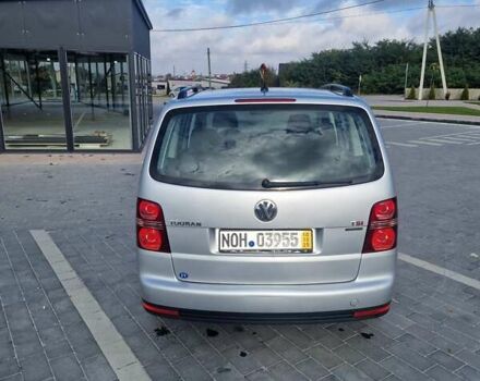 Серый Фольксваген Туран, объемом двигателя 1.4 л и пробегом 196 тыс. км за 6400 $, фото 8 на Automoto.ua