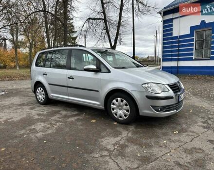 Сірий Фольксваген Туран, об'ємом двигуна 1.39 л та пробігом 216 тис. км за 8500 $, фото 7 на Automoto.ua