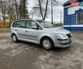 Сірий Фольксваген Туран, об'ємом двигуна 1.39 л та пробігом 216 тис. км за 8500 $, фото 7 на Automoto.ua