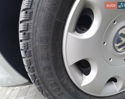 Серый Фольксваген Туран, объемом двигателя 1.9 л и пробегом 316 тыс. км за 8550 $, фото 17 на Automoto.ua