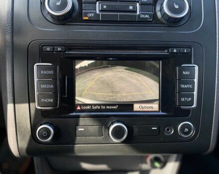 Сірий Фольксваген Туран, об'ємом двигуна 2 л та пробігом 178 тис. км за 3150 $, фото 4 на Automoto.ua