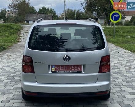 Сірий Фольксваген Туран, об'ємом двигуна 1.4 л та пробігом 175 тис. км за 6800 $, фото 4 на Automoto.ua