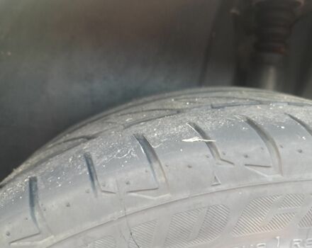 Серый Фольксваген Туран, объемом двигателя 1.4 л и пробегом 216 тыс. км за 4300 $, фото 11 на Automoto.ua