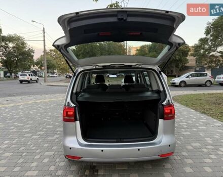 Серый Фольксваген Туран, объемом двигателя 1.4 л и пробегом 167 тыс. км за 9999 $, фото 55 на Automoto.ua