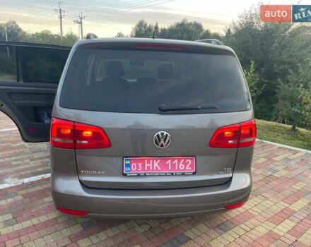 Сірий Фольксваген Туран, об'ємом двигуна 1.6 л та пробігом 230 тис. км за 11500 $, фото 4 на Automoto.ua