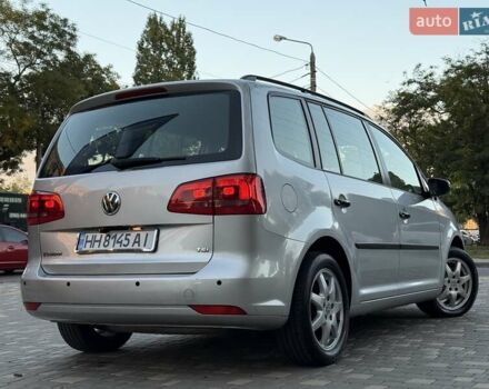Серый Фольксваген Туран, объемом двигателя 1.4 л и пробегом 167 тыс. км за 9999 $, фото 45 на Automoto.ua