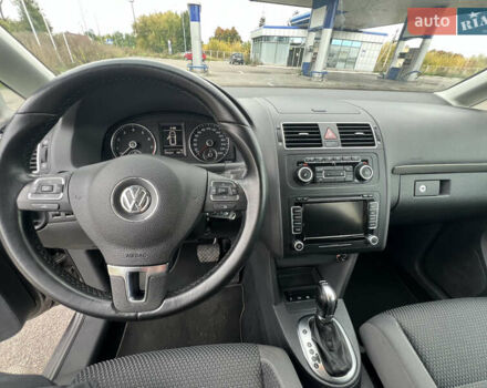 Серый Фольксваген Туран, объемом двигателя 1.4 л и пробегом 198 тыс. км за 8800 $, фото 27 на Automoto.ua