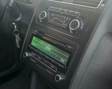 Серый Фольксваген Туран, объемом двигателя 1.6 л и пробегом 284 тыс. км за 9600 $, фото 13 на Automoto.ua