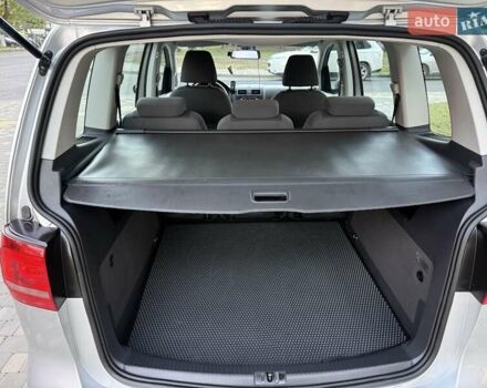 Сірий Фольксваген Туран, об'ємом двигуна 1.4 л та пробігом 167 тис. км за 9999 $, фото 51 на Automoto.ua