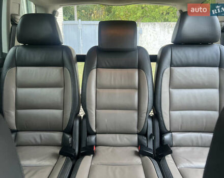 Серый Фольксваген Туран, объемом двигателя 1.97 л и пробегом 296 тыс. км за 10500 $, фото 26 на Automoto.ua