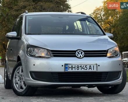 Серый Фольксваген Туран, объемом двигателя 1.4 л и пробегом 167 тыс. км за 9999 $, фото 106 на Automoto.ua