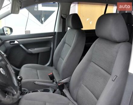 Сірий Фольксваген Туран, об'ємом двигуна 1.9 л та пробігом 172 тис. км за 6999 $, фото 16 на Automoto.ua