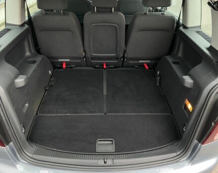 Серый Фольксваген Туран, объемом двигателя 1.4 л и пробегом 221 тыс. км за 7900 $, фото 9 на Automoto.ua