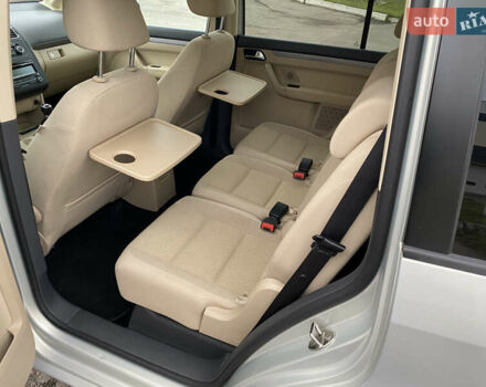 Серый Фольксваген Туран, объемом двигателя 1.39 л и пробегом 168 тыс. км за 9500 $, фото 48 на Automoto.ua