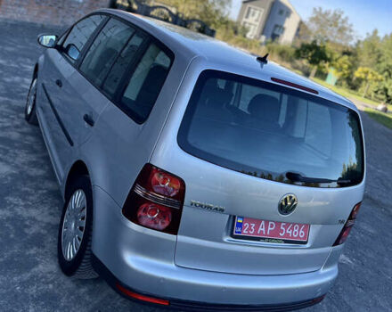 Сірий Фольксваген Туран, об'ємом двигуна 1.4 л та пробігом 173 тис. км за 7300 $, фото 10 на Automoto.ua