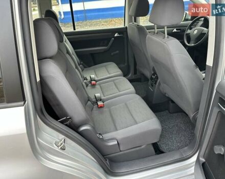 Сірий Фольксваген Туран, об'ємом двигуна 1.39 л та пробігом 216 тис. км за 8500 $, фото 25 на Automoto.ua