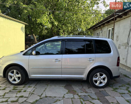 Сірий Фольксваген Туран, об'ємом двигуна 1.4 л та пробігом 238 тис. км за 7200 $, фото 1 на Automoto.ua