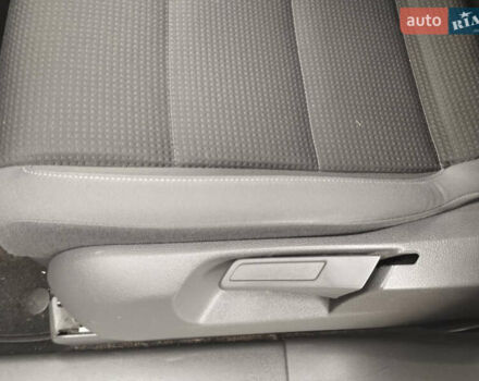 Сірий Фольксваген Туран, об'ємом двигуна 1.6 л та пробігом 200 тис. км за 9200 $, фото 21 на Automoto.ua