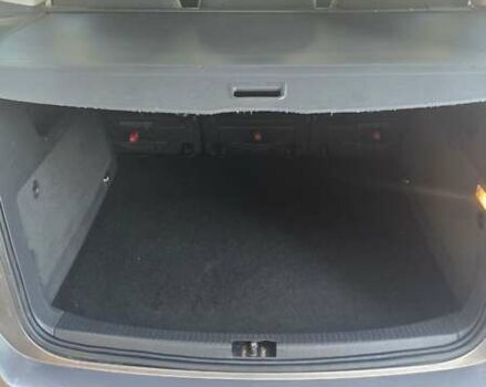 Серый Фольксваген Туран, объемом двигателя 1.6 л и пробегом 284 тыс. км за 9600 $, фото 34 на Automoto.ua