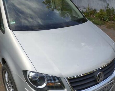 Серый Фольксваген Туран, объемом двигателя 1.97 л и пробегом 185 тыс. км за 9200 $, фото 3 на Automoto.ua