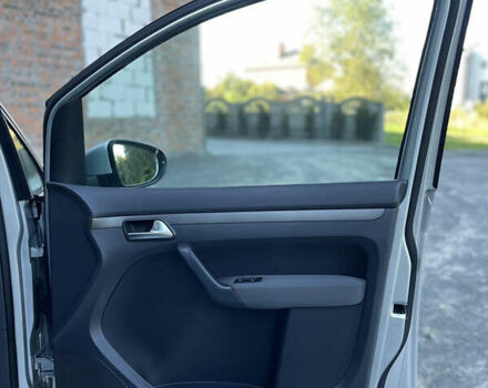 Сірий Фольксваген Туран, об'ємом двигуна 1.4 л та пробігом 173 тис. км за 7300 $, фото 20 на Automoto.ua