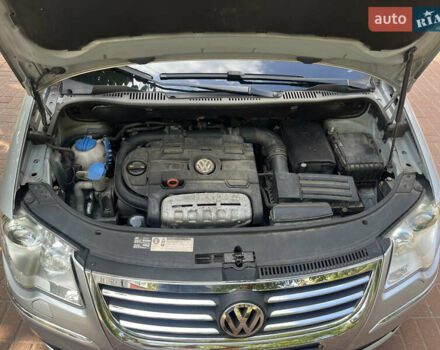 Серый Фольксваген Туран, объемом двигателя 1.4 л и пробегом 179 тыс. км за 8500 $, фото 37 на Automoto.ua