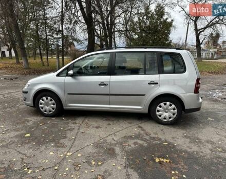 Сірий Фольксваген Туран, об'ємом двигуна 1.39 л та пробігом 216 тис. км за 8500 $, фото 14 на Automoto.ua